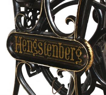 Hengstenberg Schriftzug im Seitenteil.