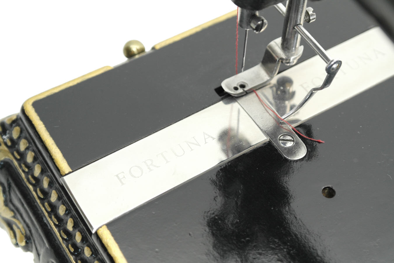 Nachgemachte Schieberplatten mit Schriftzug "FORTUNA"